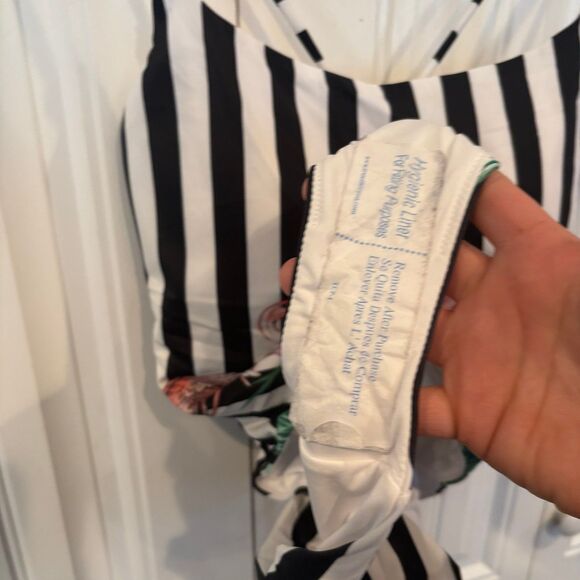 Victoria’s‎ Secret Flamingo Striped One Piece Swimsuit Size Large - Picture 10 of 11